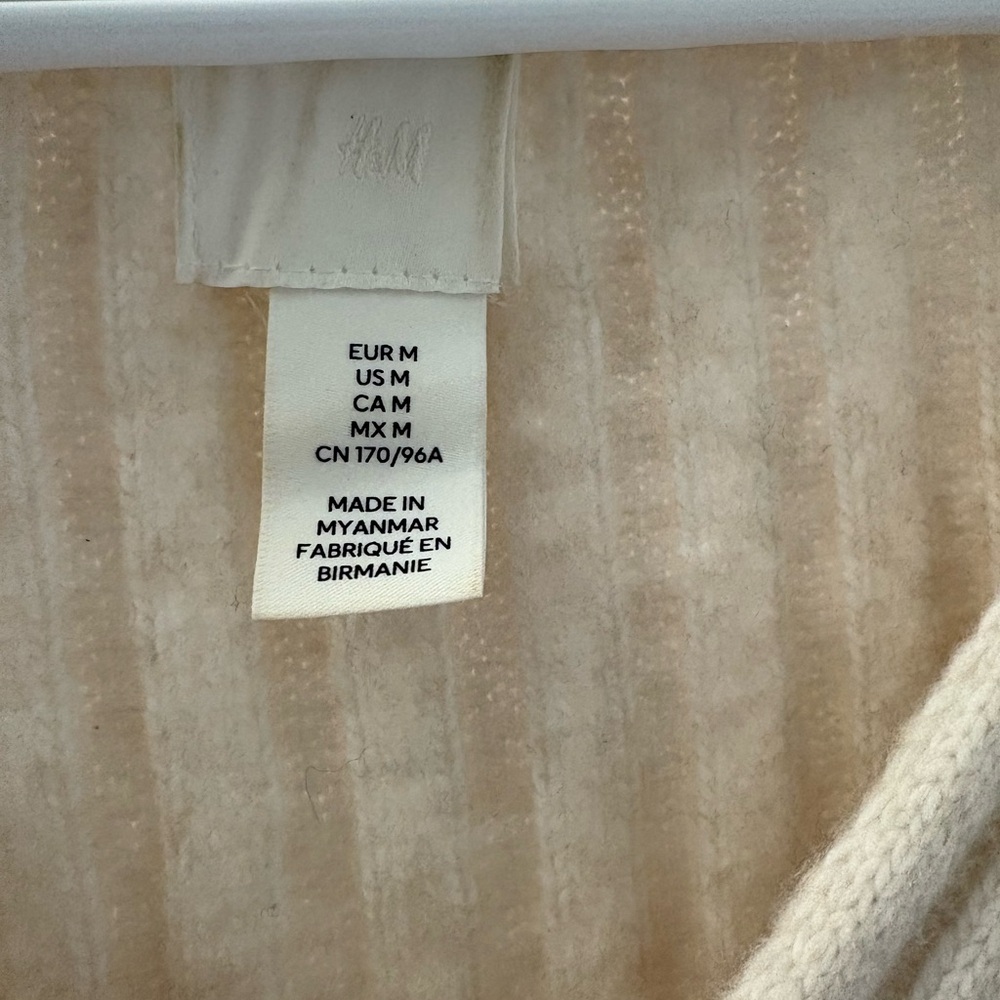 H&M Cream Rib Knit Sweater - Picture 4 of 4
